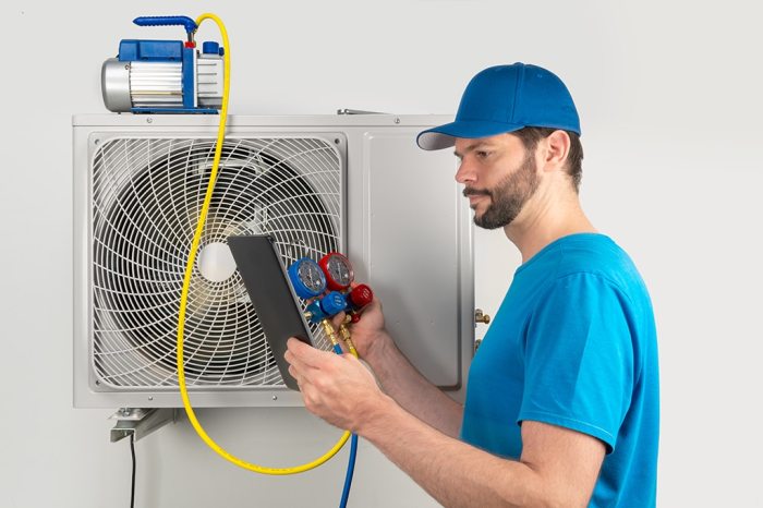 Professional air conditioner maintenance services